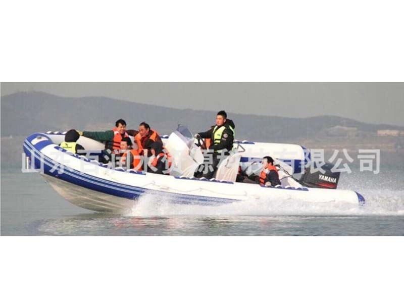 橡皮艇冲锋舟