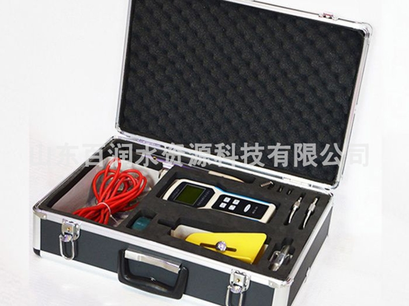 便携式电磁流速流量仪